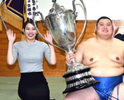 大の里関,家族,父親,相撲,母親,妹,かわいい