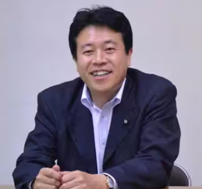 鶴保庸介家族構成実家